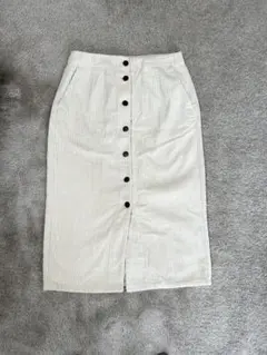 GU アイボリー コーデュロイタイトスカート