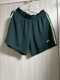 ボーラホリック　ダークグリーン サイドストライプ ショートパンツ