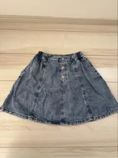 ライトデニムフロントボタンスカート