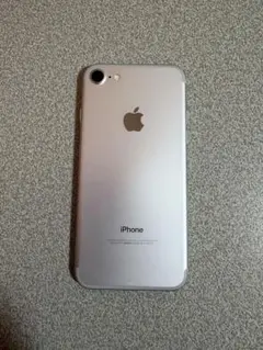 【美品】iPhone7 シルバー 128GB 87%
