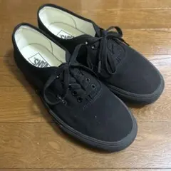 パ*ン様 VANS オーセンティック ブラック スニーカー ローカット