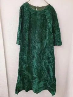 ロングワンピース グリーン ベルベット風 レトロデザイン Mサイズ相当