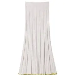 リブニットタイトスカート