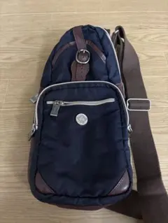 TOMORROWLAND別注ダニエル&ボブボディバッグ ピッポ中古ナイロンレザー