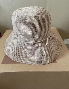 Item thumbnail for item 24f81eeb-30ae-46ed-9234-80e2d27321af