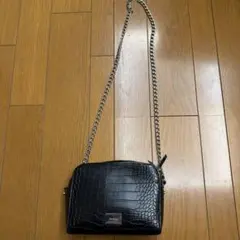 Bershka ショルダーバッグ