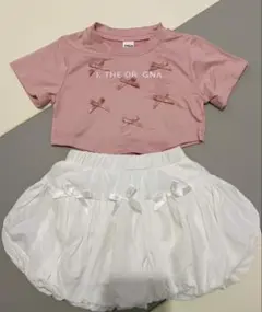 SHEIN ピンクリボンTシャツとホワイトスカートセット