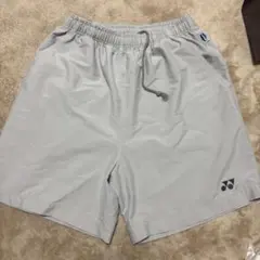 ヨネックス ライトグレー ハーフパンツ
