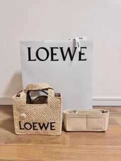 LOEWE フォントトート　ミニ　ラフィアのサムネイル