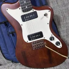 最終値下げレアAXLストラトタイプギター 最終値下げレアAXLストラトタイプギター 最終値下げレアAXL