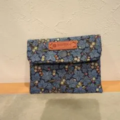 ウィリアムモリス　小さめマルチケース ジッパー付き