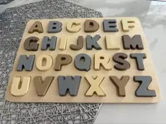 スリコ 木製アルファベットパズル