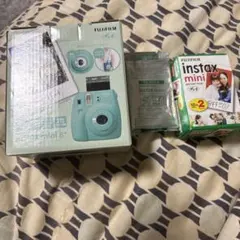 フィルム付き！　チェキ FUJIFILM INSTAX MINI 8+ ミント