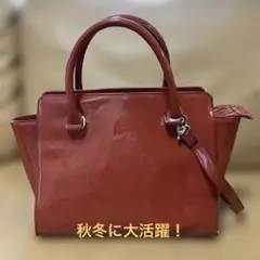 エナメル ハンドバッグ ショルダーストラップ付 レッド