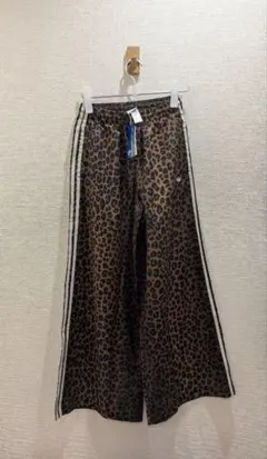 Item thumbnail for item 5ed807e9-678c-4369-b7cd-57d0c16da01c