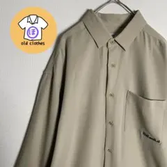 バック刺繍　ワンポイント　オーバーサイズ　長袖シャツ　ベージュ　レトロ感　古着