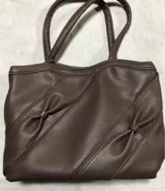 レディースバッグ　縦×横 180ミリ×250ミリ
