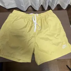 Nike イエロー ショートパンツ Lサイズ