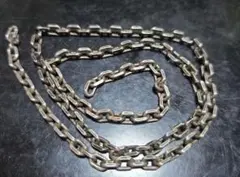 シルバー　細角チェーン