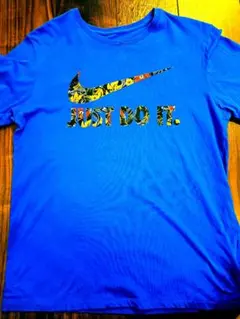 NIKE　Tシャツ　フローラルスウィッシュ