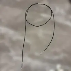 ブラックネックレス メタルパーツ付き