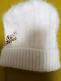 CECIL McBEE　セシルマクビー　チャーム付きふわふわ ニット帽