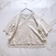リムアーク　リネンキーネックブラウス　生成　フリーサイズのサムネイル
