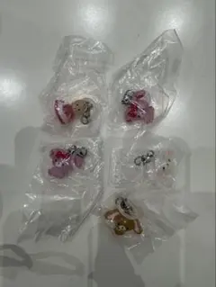 サンリオキャラクターズ　ゆるっとめじるしアクセサリー