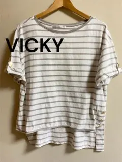 VICKY ビッキー　半袖Tシャツ　半袖トップス　ブラウス　オーバーサイズ　2のサムネイル