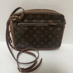 ルイヴィトン　モノグラム　バッグ　セカンドバッグ　ショルダーバッグ　サックスポ