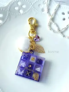 〈シャカシャカ・ミスティックBOX〉シマエナガのバッグチャーム