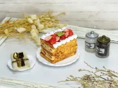 ミニチュアスイーツ♡再販♡ナポレオンパイ♡いちご♡ミニチュア♡樹脂粘土♡ケーキ