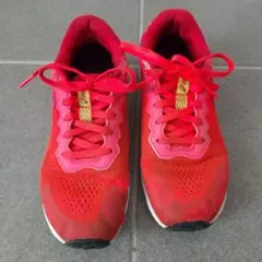 asics レーザービーム 23㎝