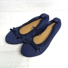 Item thumbnail for item fbb11773-f383-4ba5-8cf3-55b2d3eb8bbe