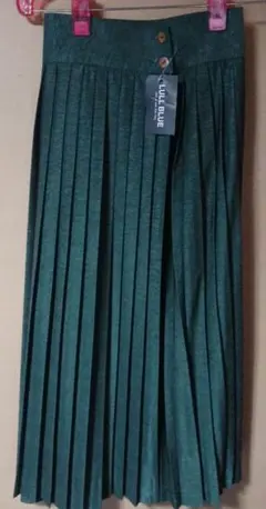 巻きスカート　プリーツスカート