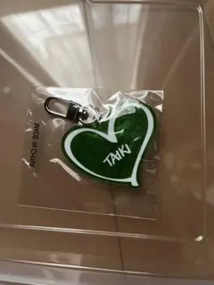 ラメネームキーホルダー　佐藤大樹