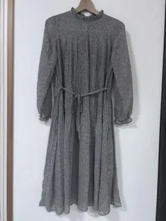 Radarista 花柄プリーツ長袖ワンピース