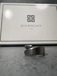 Givenchyリング25号前後