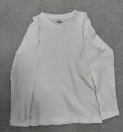 ホワイト 長袖カットソー 130　西松屋