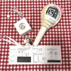 NIZIU ペンライト AYAKA ストラップ ケース付き Amazon.co.jp: NiziU ペンライトカバー アヤカ : 産業・研究開発用品