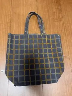 ミナペルホネン フロッキーバッグSのサムネイル
