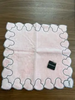 新品未使用　イヴサンローラン ハンカチ ピンク