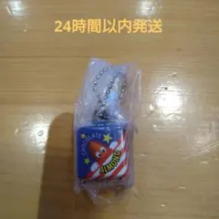 チロルチョコ　ガチャガチャ　ミニチュアチャームコレクション　アーモンド