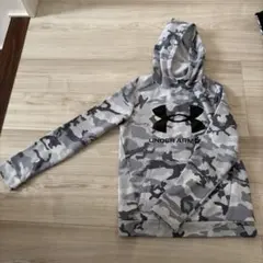 UNDER ARMOUR 迷彩柄パーカー Lサイズ