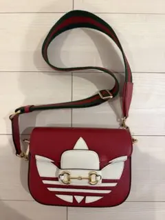 お*な様 GUCCI adidas ショルダーバッグ レッドのサムネイル