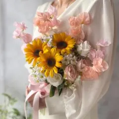 ひまわり×ピンククラッチブーケ☆ブートニア