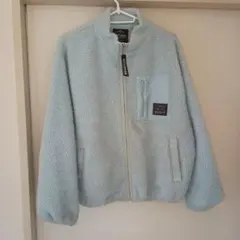 水色フリースジャケット