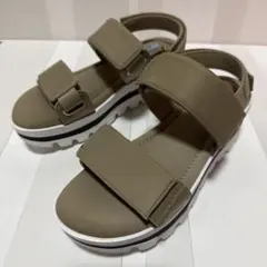 新品未使用✴︎ILIMAEVOL厚底 スポーツサンダル カーキのサムネイル