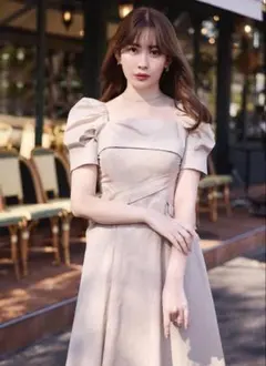 Her lip toワンピースTroncais Puff Sleev Dress - メルカリ