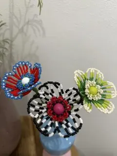 ビーズフラワー　ブーケ　一輪挿し